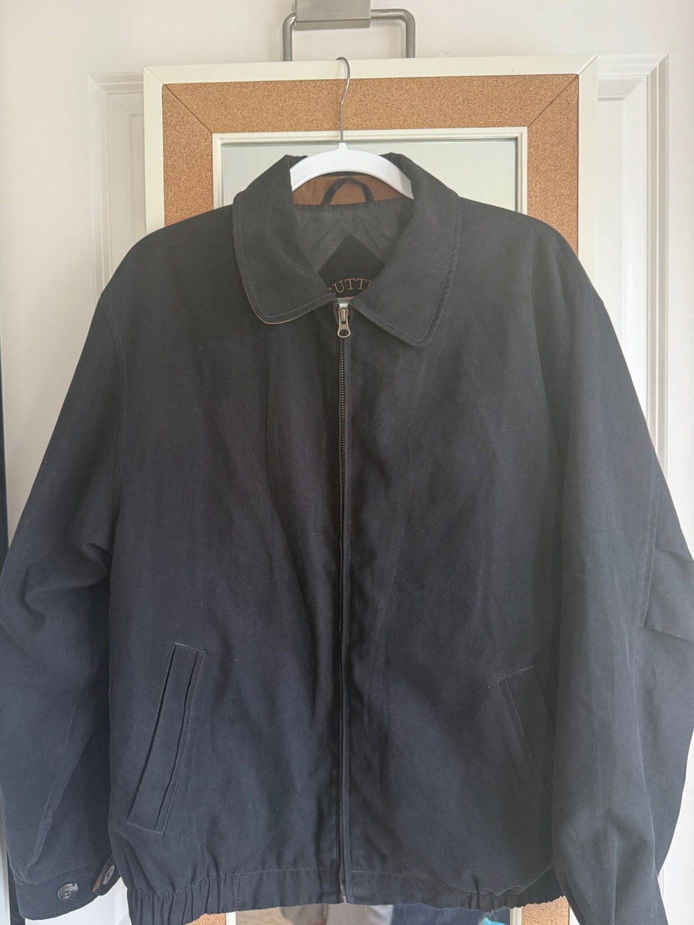 Men's Black Casual Zip-Front Jacket Cutter and Buck Size M